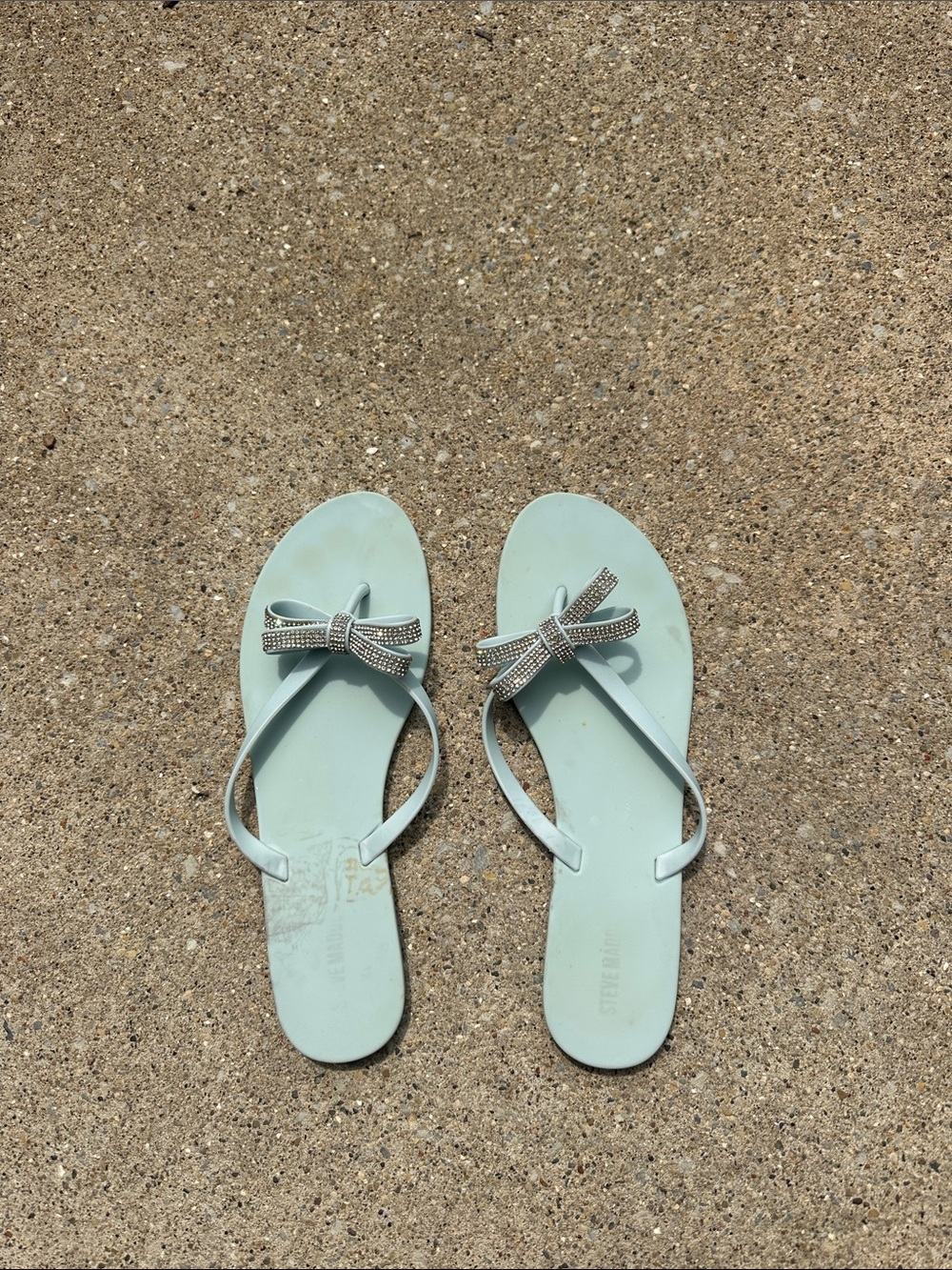 Steve Madden Mint Green Bow Flip Flop Sandals